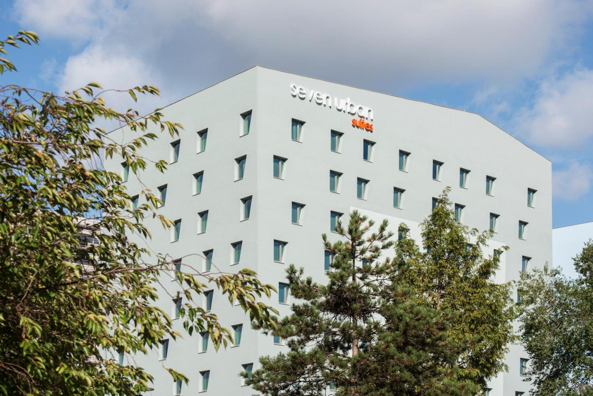 Seven Urban Suites Nantes Centre Экстерьер фото