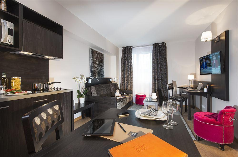 Seven Urban Suites Nantes Centre Экстерьер фото