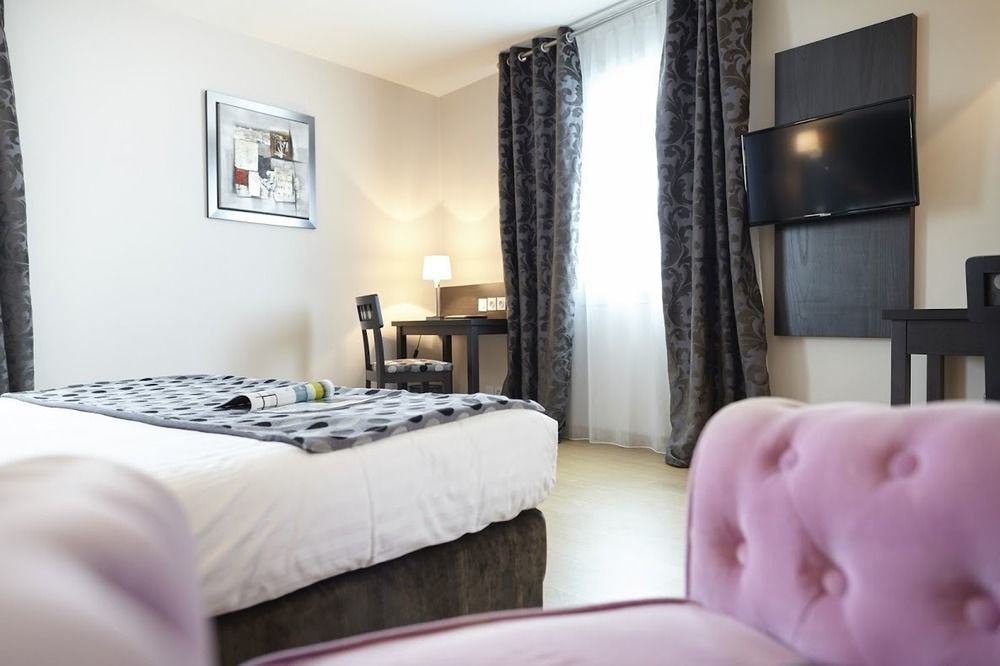 Seven Urban Suites Nantes Centre Экстерьер фото
