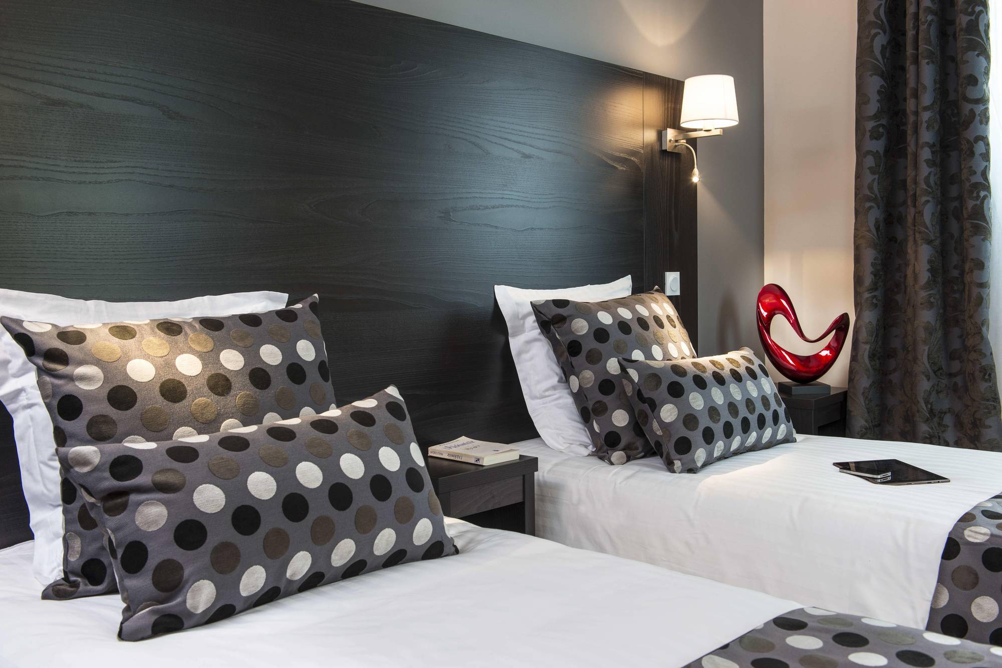 Seven Urban Suites Nantes Centre Экстерьер фото